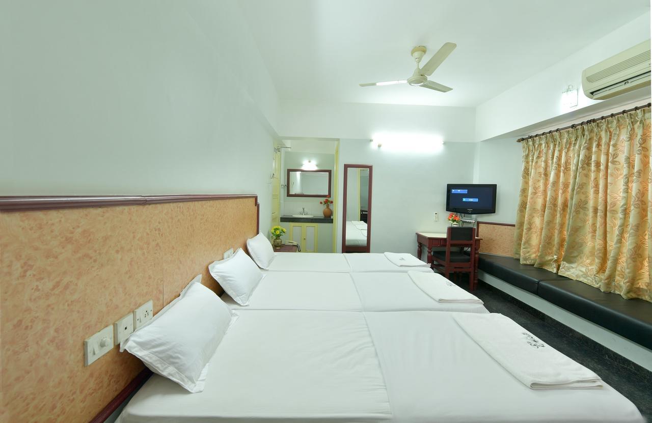 Hotel Elisa International Tourist Home Thiruvananthapuram Luaran gambar